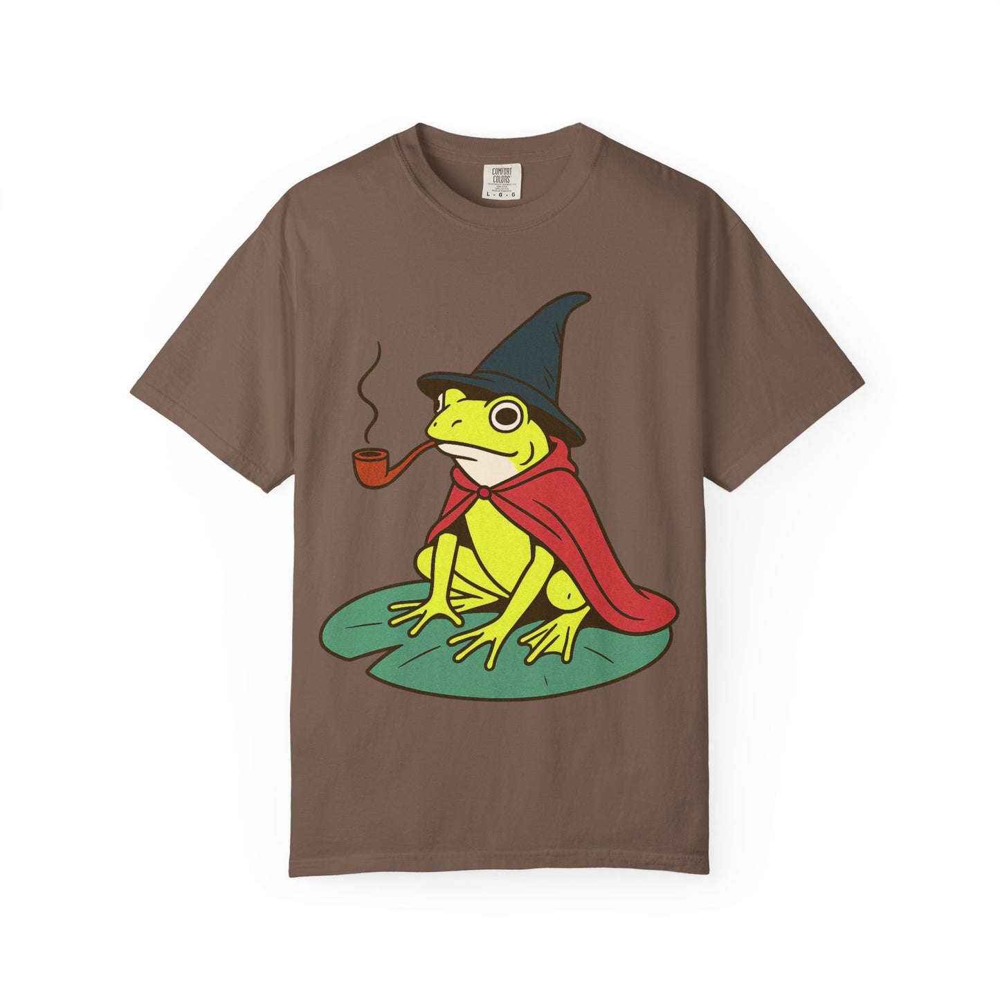 “Pond Sorcerer Supreme” – Pipe Smoking Wizard Frog T-Shirt