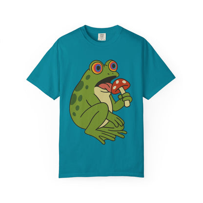 "Fungus Among Us" – Trippy Frog Mushroom T-Shirt